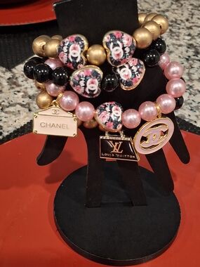 Pink Pearl and Black Bead Bracelet Set